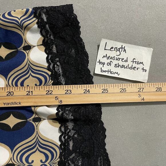 Maurices Size Small Spaghetti Strap Lace Trimmed Tank Top Cami Y2K - Picture 9 of 9